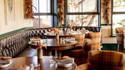What are gastropubs doing for Mother’s Day? 